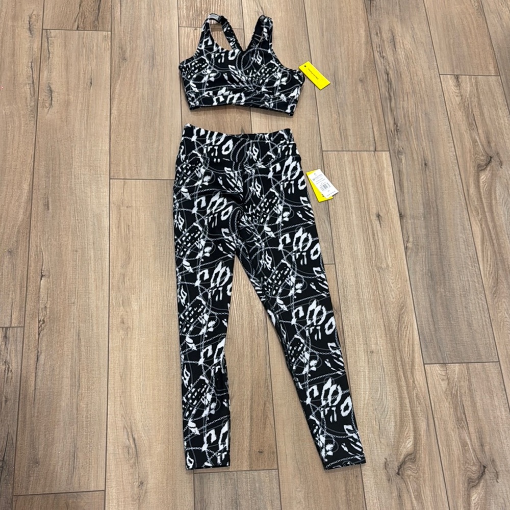 EleVen by Venus Williams Monochrome Activewear Set